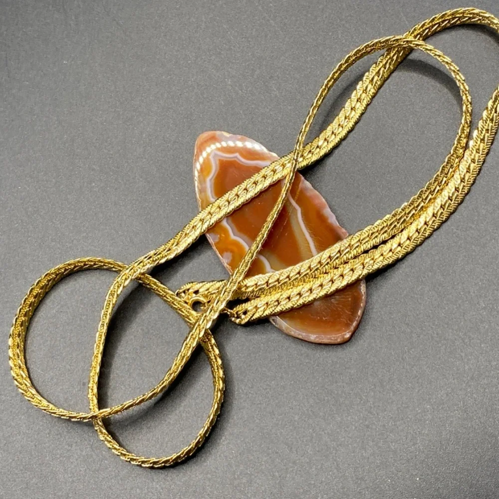 Vintage TRIFARI Gold Plated Flat Chain Link Necklace